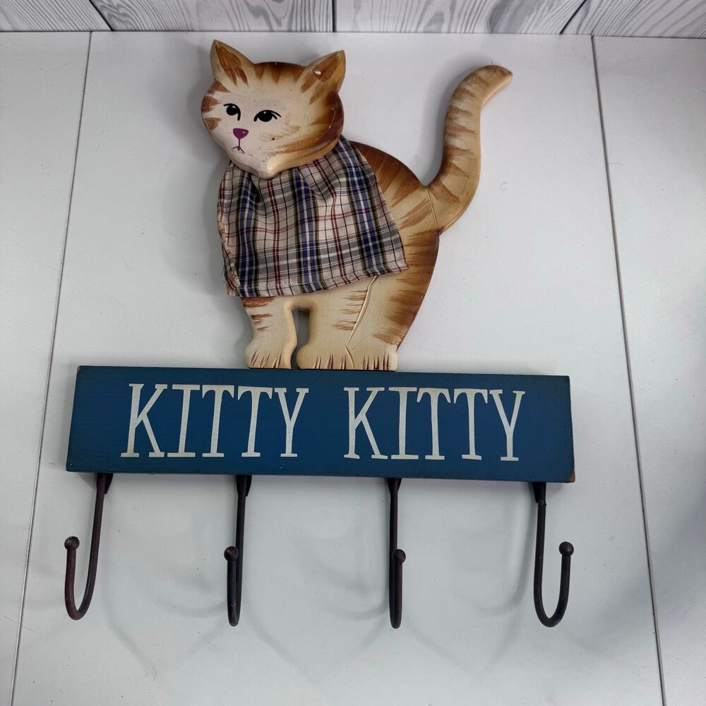VTG Wooden Folk Art Cat Wall Hanging w Key Hooks Whimsical Tabby